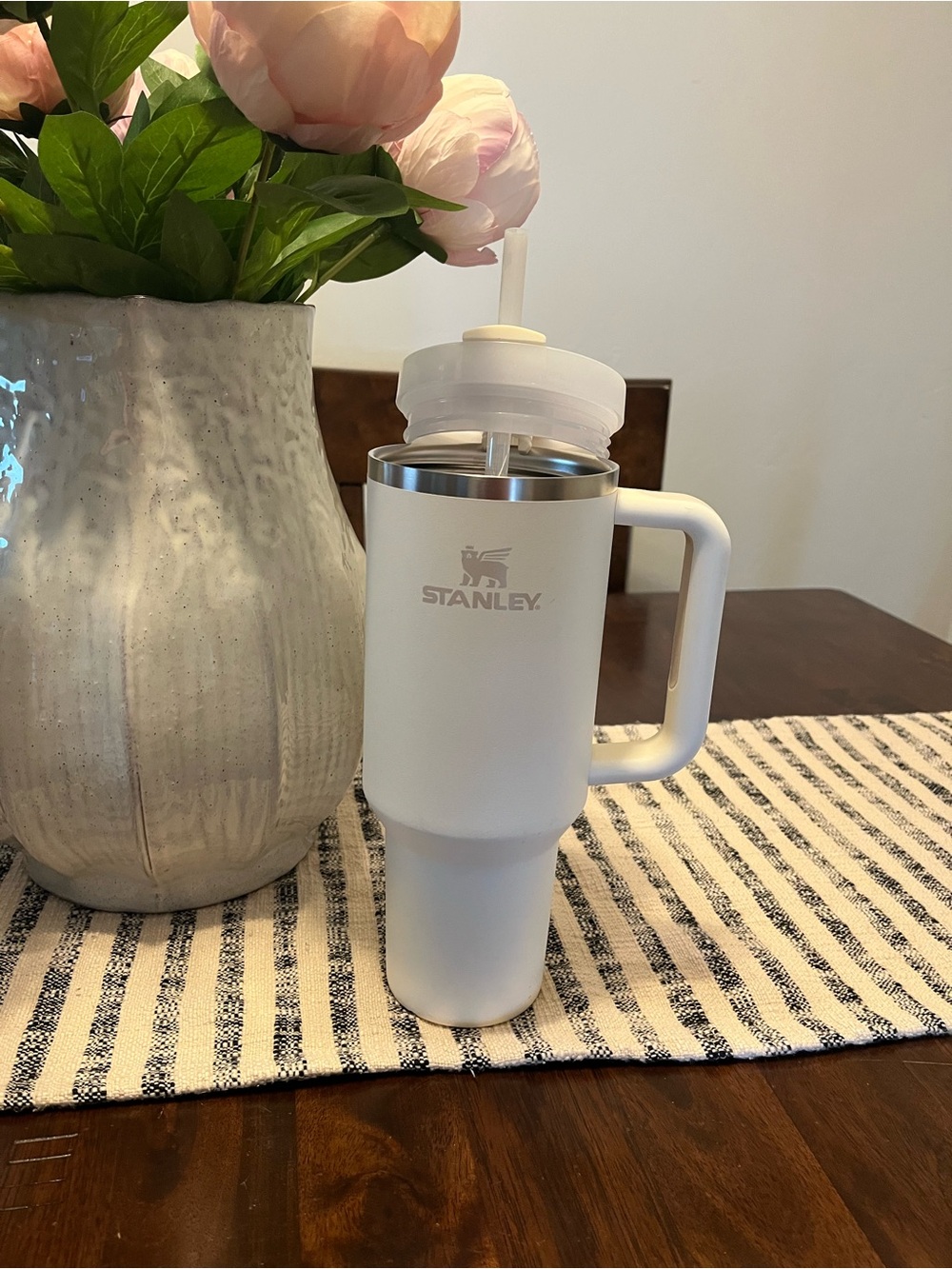 Stanley White Travel Tumbler with Handle and Straw